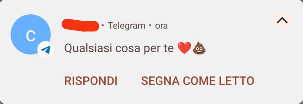 È un amore mi ha promesso foto cacca