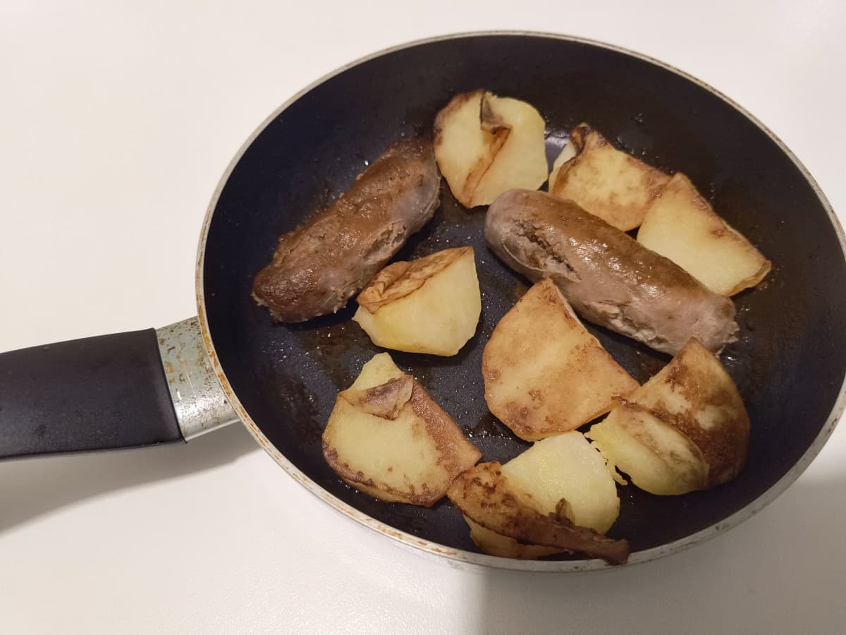 Bellissimo mangiare direttamente dalla padella 😍