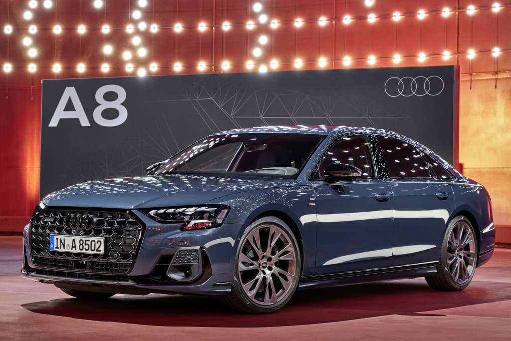 32°puntata di Autonotizie all'insegna del lusso, con il restyling dell'Audi A8.
