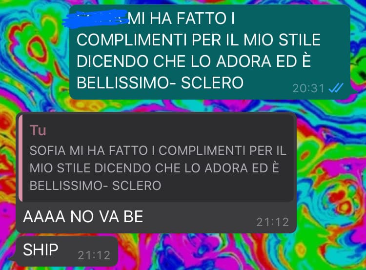 STO SCLERANDO, CRUSH MI HA FATTO I COMPLIMENTI PER IL MIO STILE JSHDHSSGSH