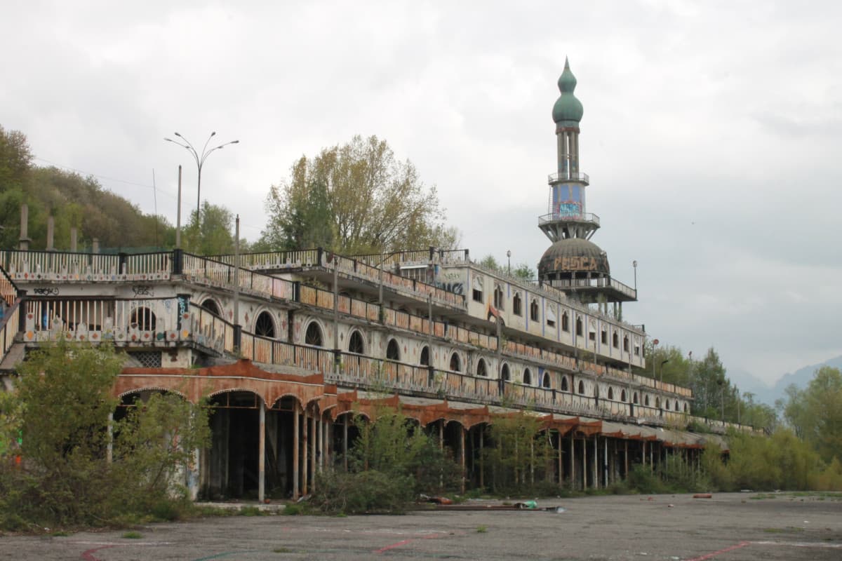 Qualcuno di Consonno c'è?