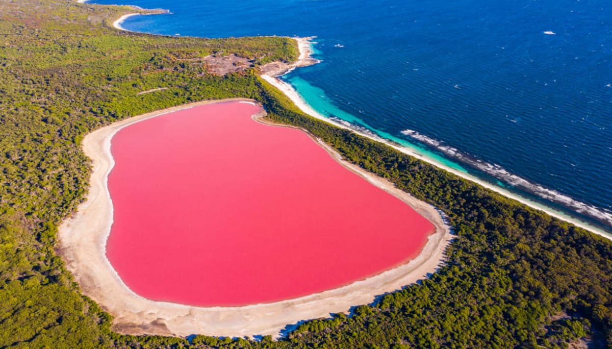 curiosità randomiche parte 48: il lago Hillier ->