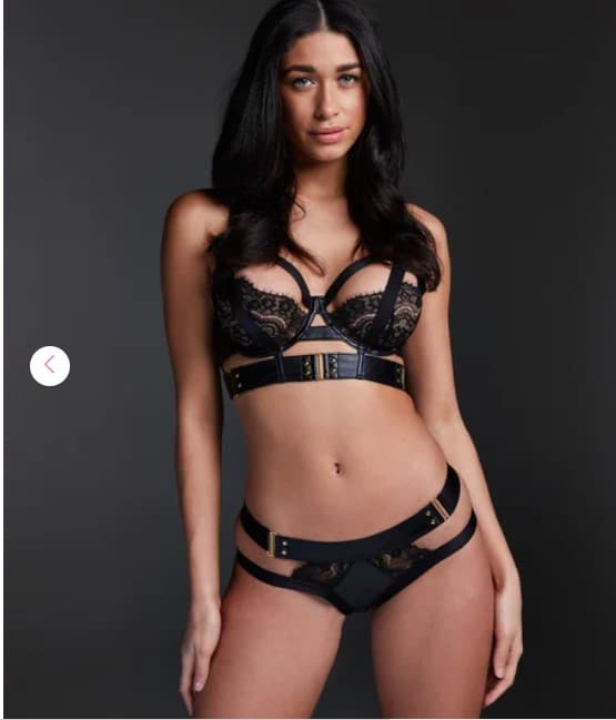 non vedo l'ora che mi arrivi esattamente questo set di lingerie che ho ordinato