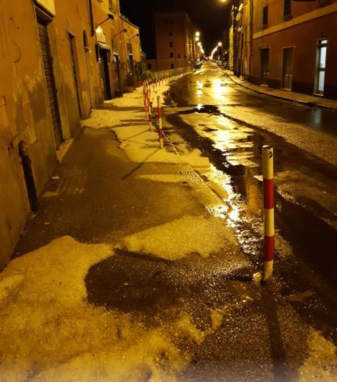 Gigi D'Alessio si è sbagliato di una settimana "le domeniche D'Agosto quanta neve che cadrà"