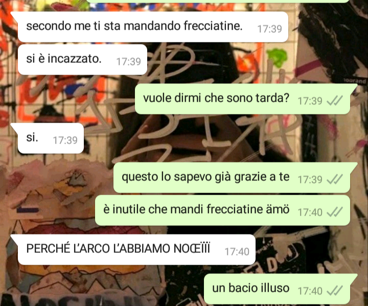 le frecciatine sono il male pubblico. [sotto] 