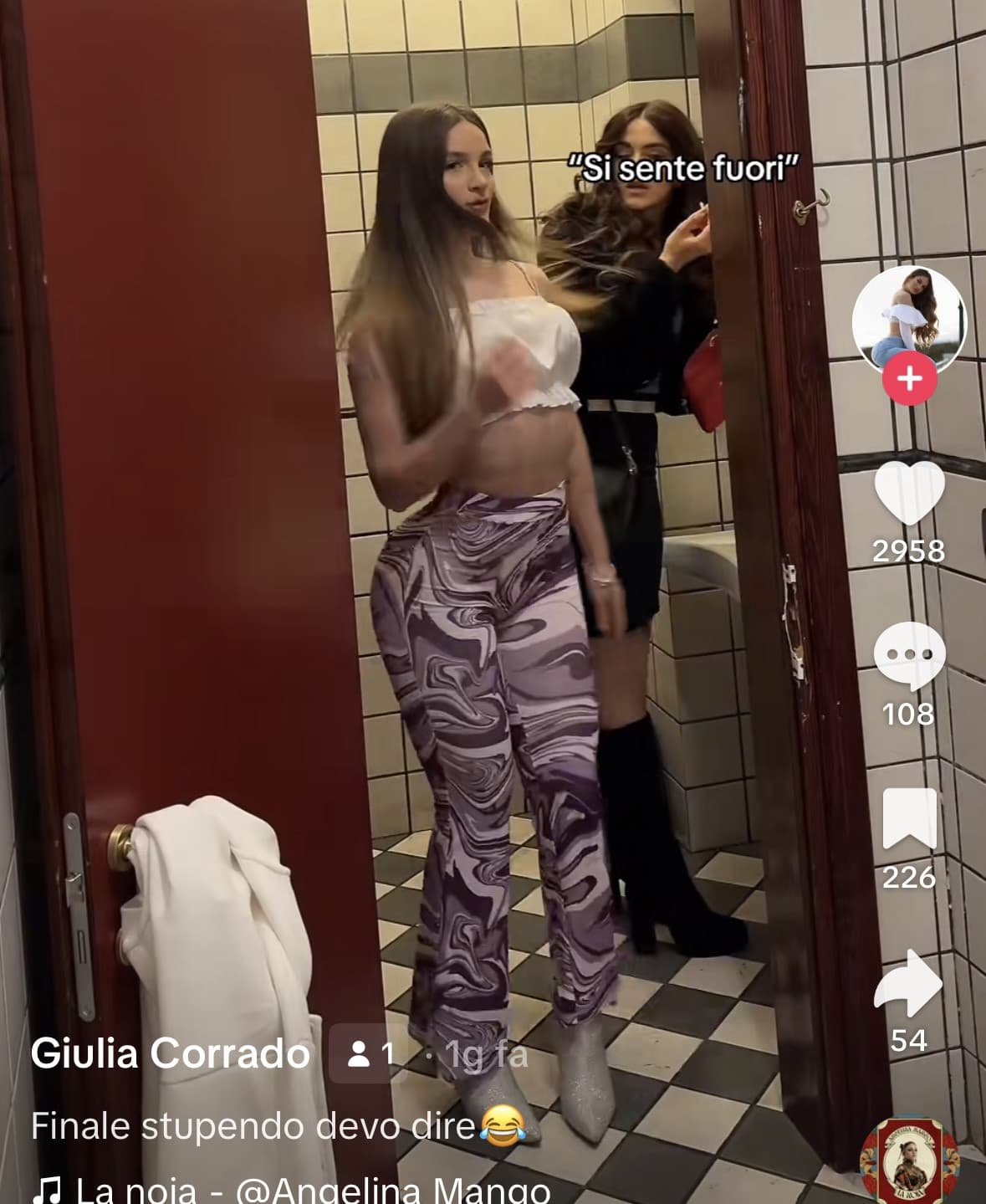 Ops, si è finta una ragazza di tiktok 🫢