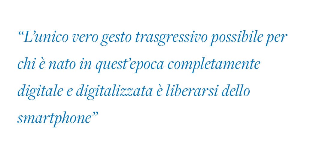 Stare senza telefono è impossibile, ma limitare il tempo buttato lo è, ed è benefico per chiunque. 