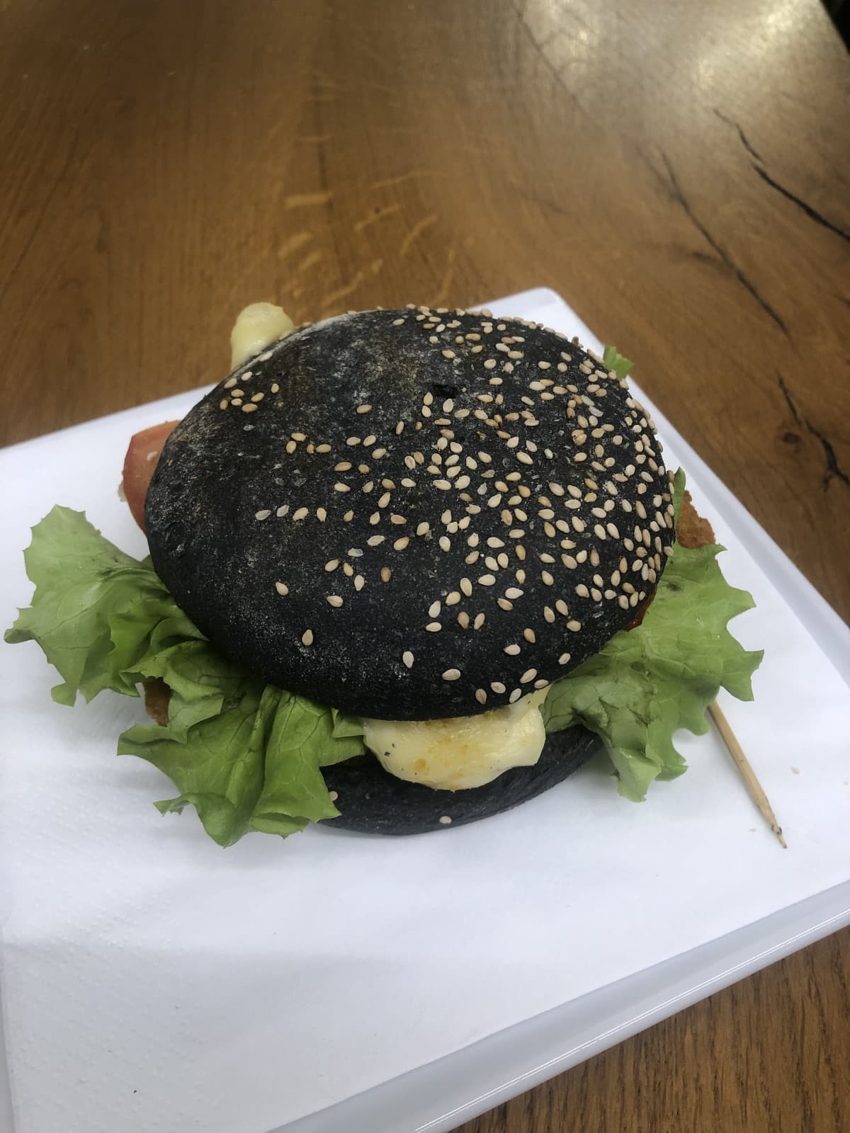 hamburger goth