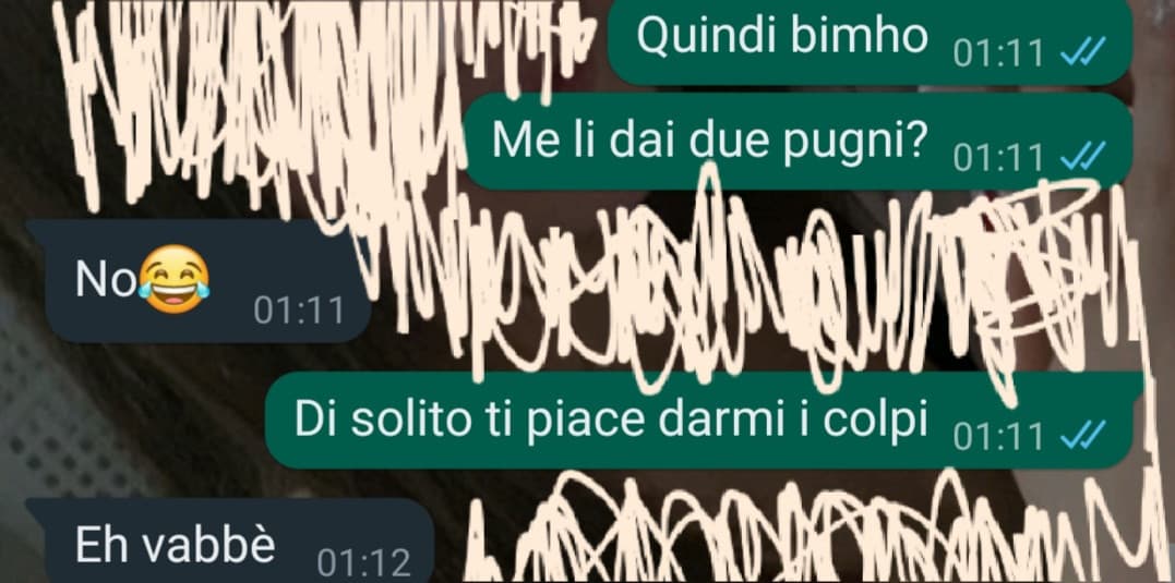 Non vuole darmi due pugni sul naso... ma io voglio rifarmelo😩