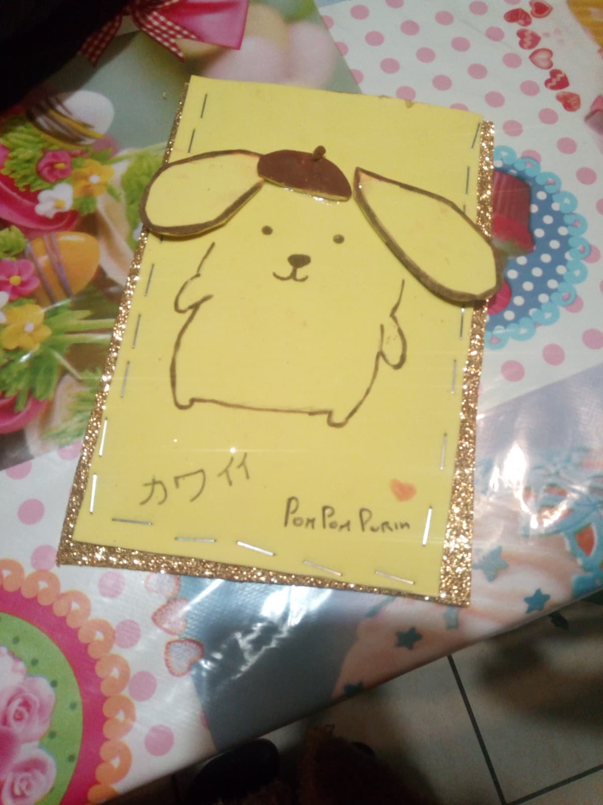 Ho fatto un porta telefono pompompurin, ?? (ˊᵕˋ)