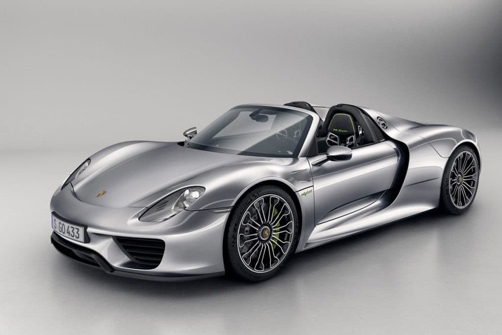 Porsche 918 Spyder: forza ed eleganza