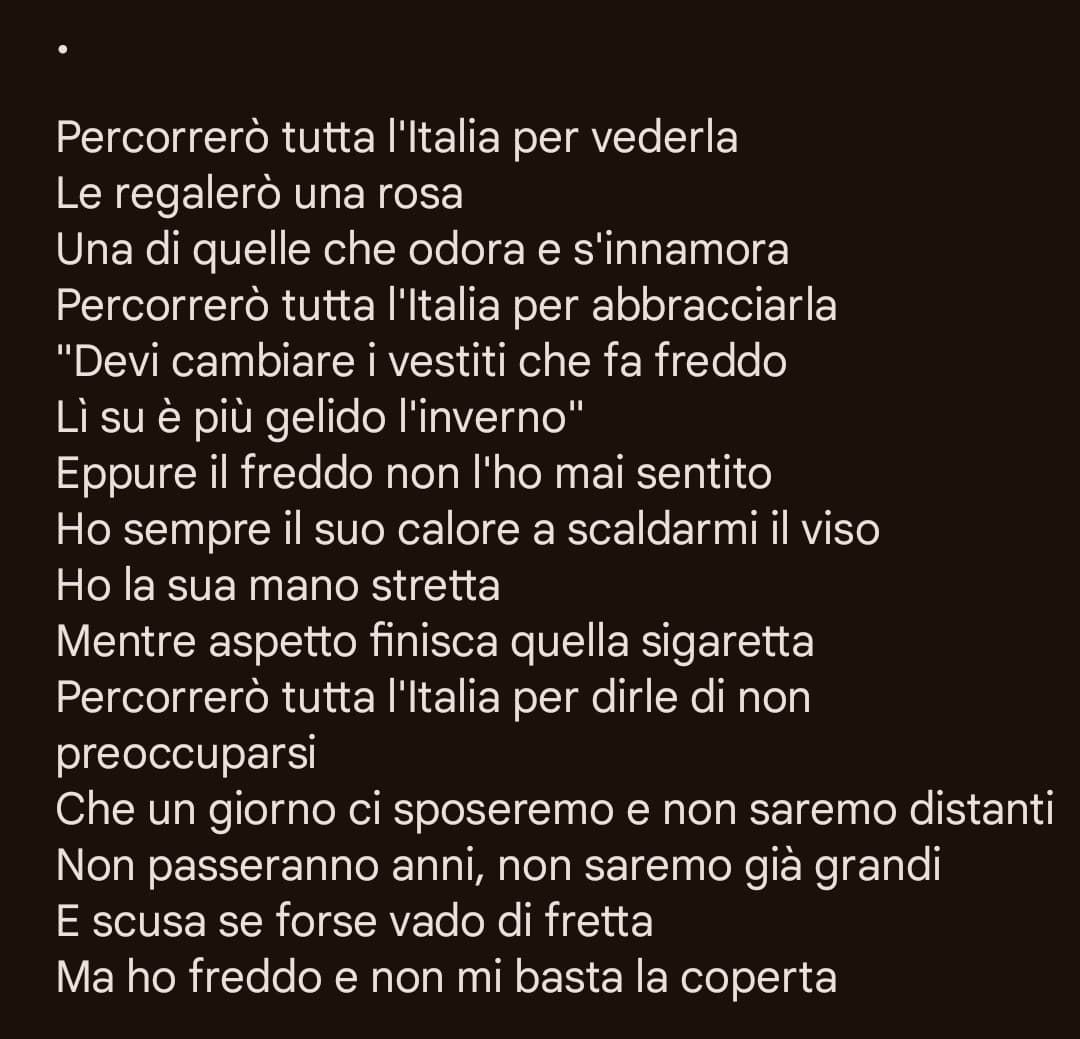 A volte vorrei dedicarle una poesia e fargliela leggere, però mi imbarazza in modo indescrivibile 