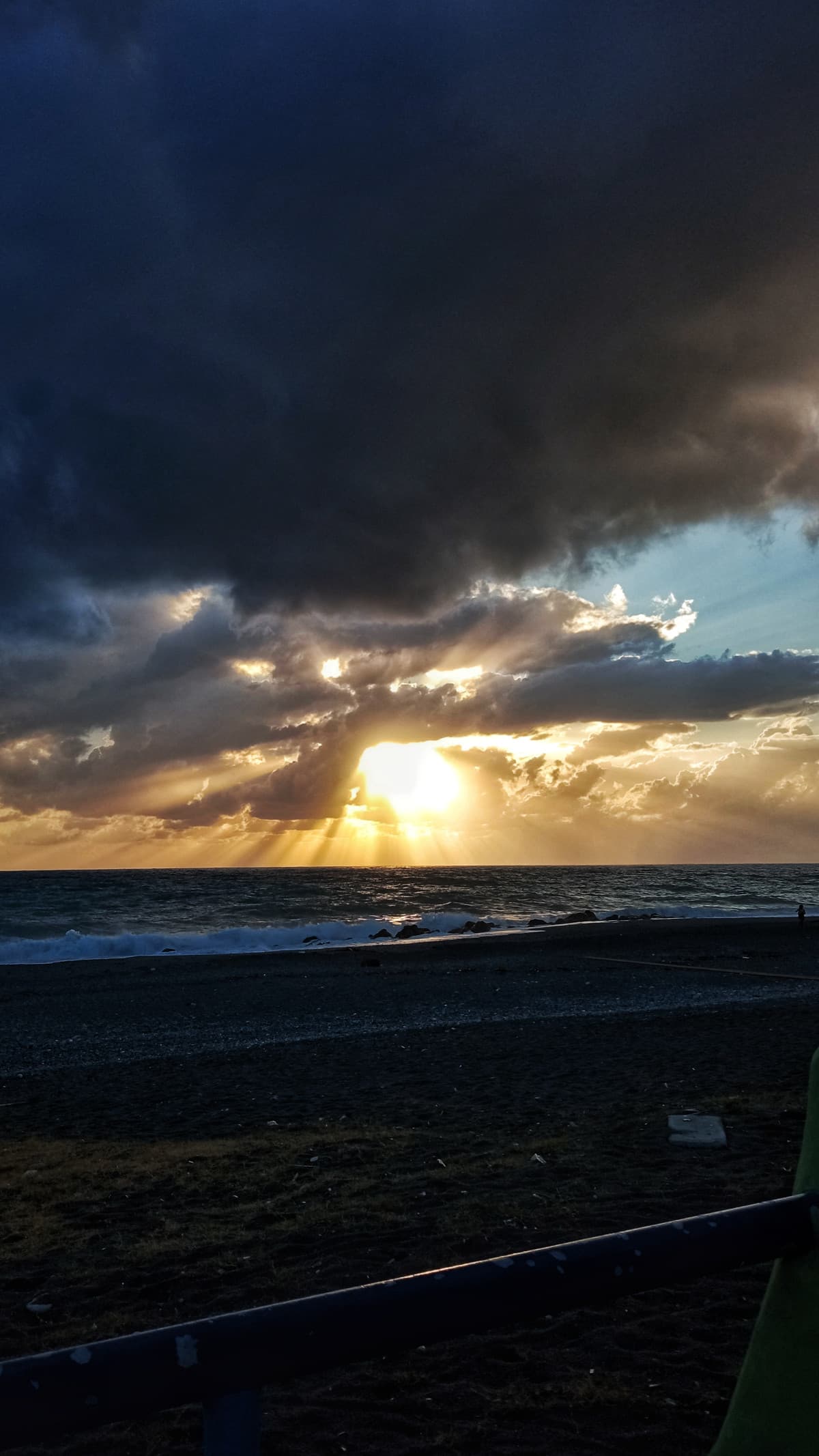 Smettila di scrollare e beccati sto tramonto