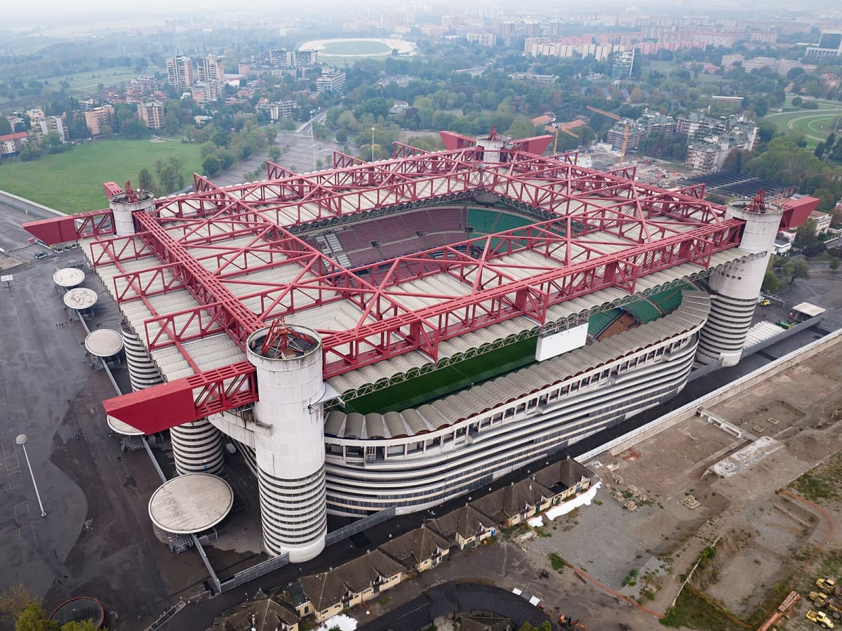 #architettura Lo stadio Giuseppe Meazza in San Siro. Tra gloria del passato e incertezza sul futuro...