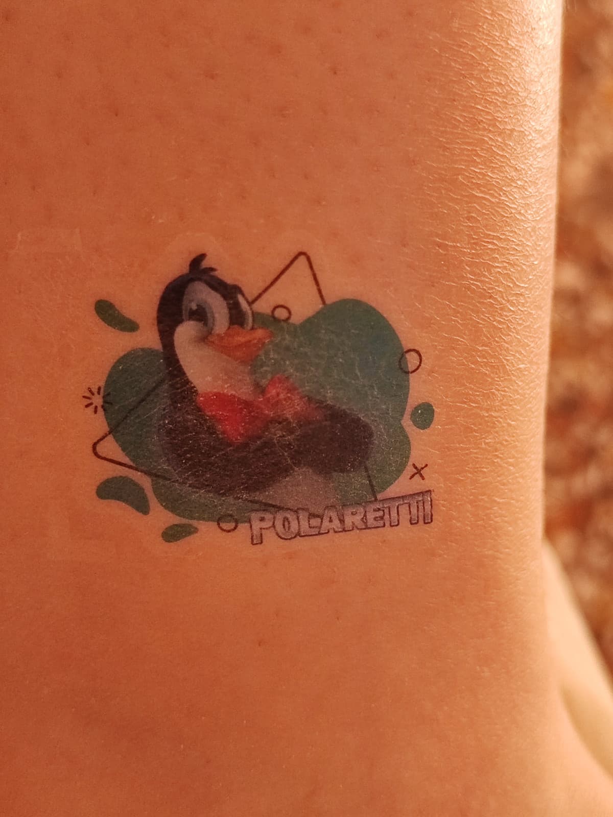 Sono troppo ribelle, ho fatto un tatuaggio stamattina e mia madre non lo sa