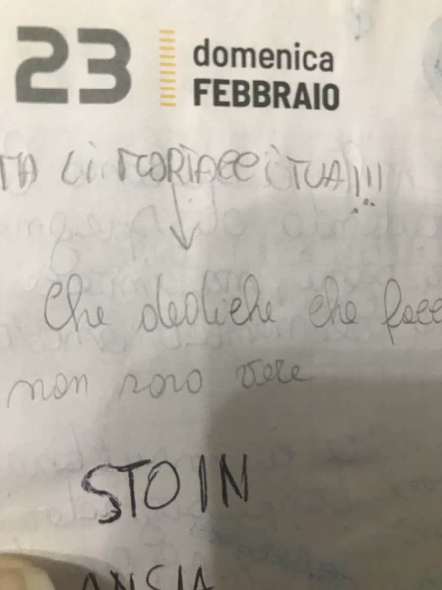 Il destino si diverte sempre con me ,quel “ma li mortacci tua “ e dedicato al ragazzo che mi piaceva,ora sono innamorata di un romano ...
A quei tempi ero proprio fatta