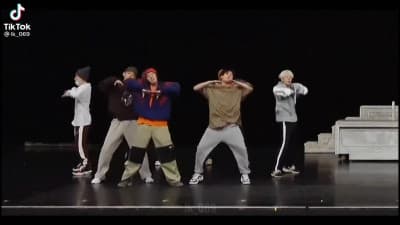 ATTACK ON BANGTAN (il fatto è che la canzone esiste veramente )