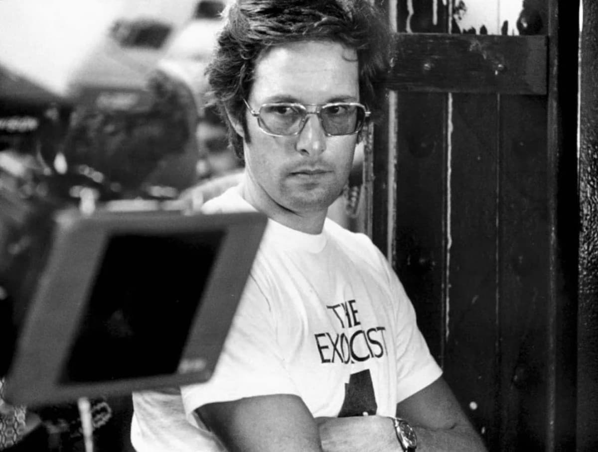 Γ morto William Friedkin, regista statunitense, famoso per aver diretto ππ π£π³π’π€π€πͺπ° π·πͺπ°ππ¦π―π΅π° π₯π¦πππ’ ππ¦π¨π¨π¦, π'π¦π΄π°π³π€πͺπ΄π΅π’ e ππͺπππ¦π³ ππ°π¦