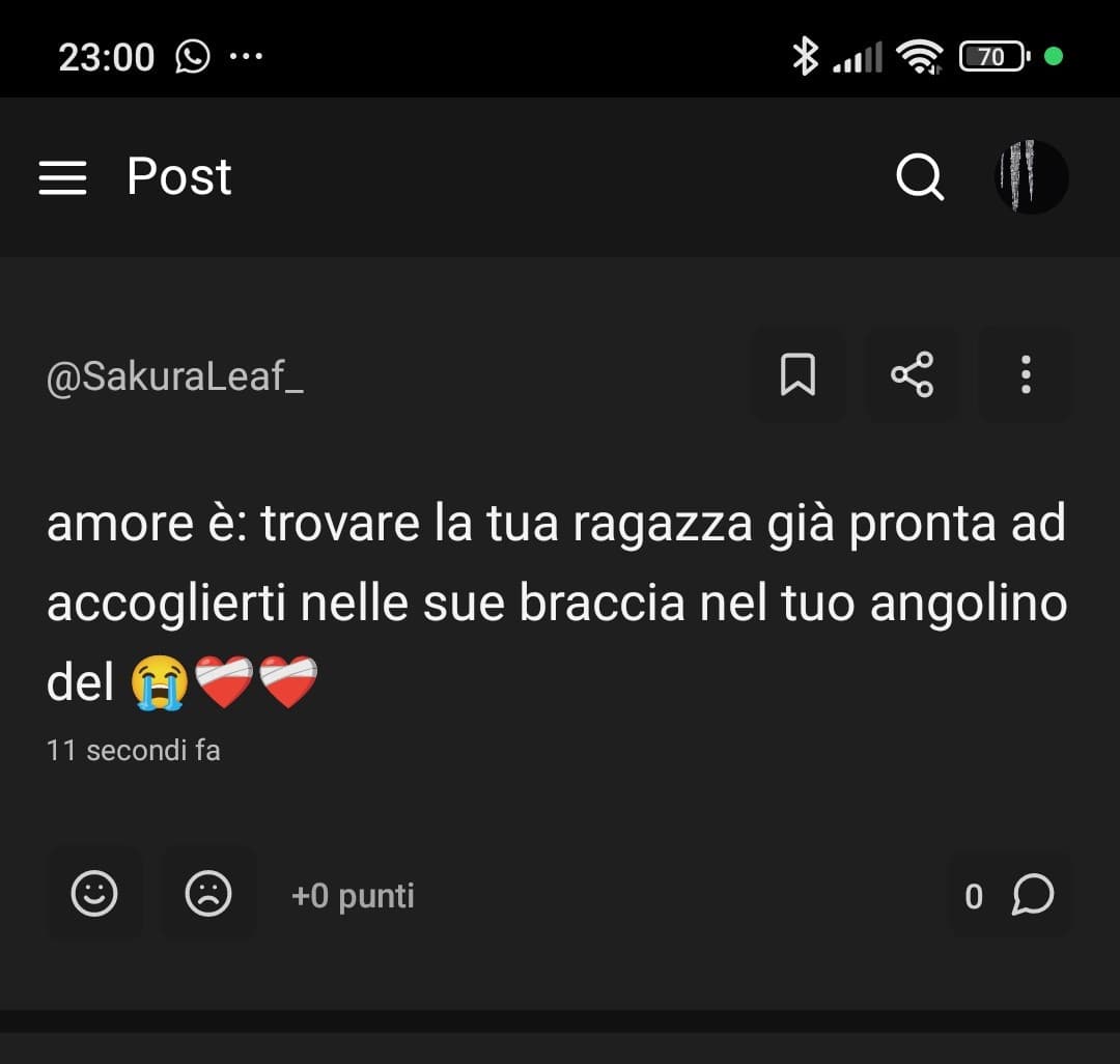 Ceh ma ch'è sto schifo?! Ma come ti permetti?! Ma come osi chiamarti Sakura Leaf? Quella zo.. hai scelto il personaggio più inutile di Naruto