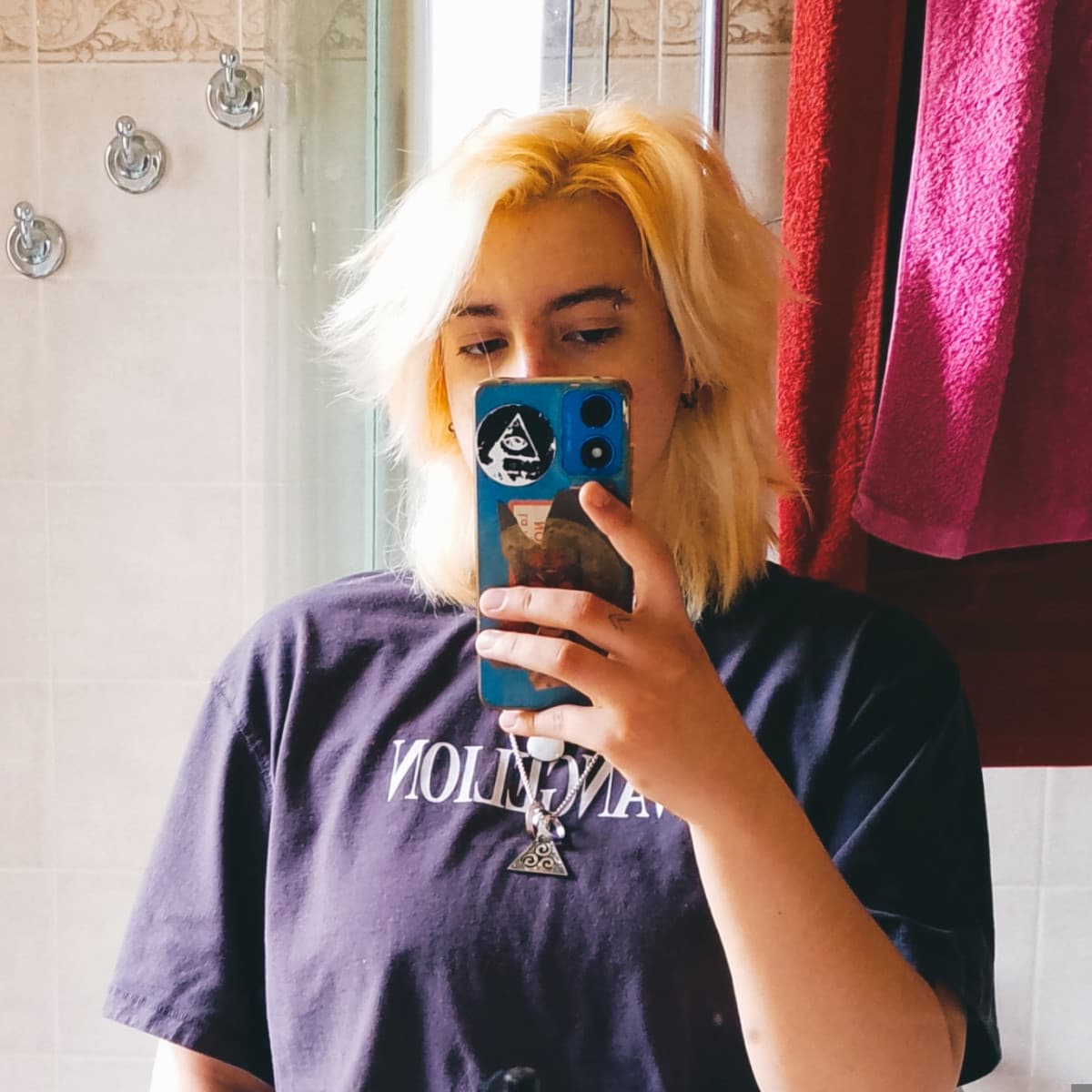 mi spacca come le persone diano per scontato che io abbia un ragazzo 