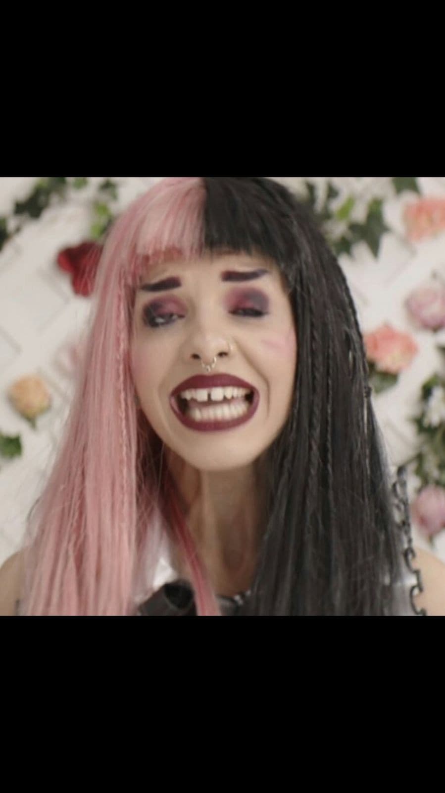 che bellissima donna Melanie martinez?