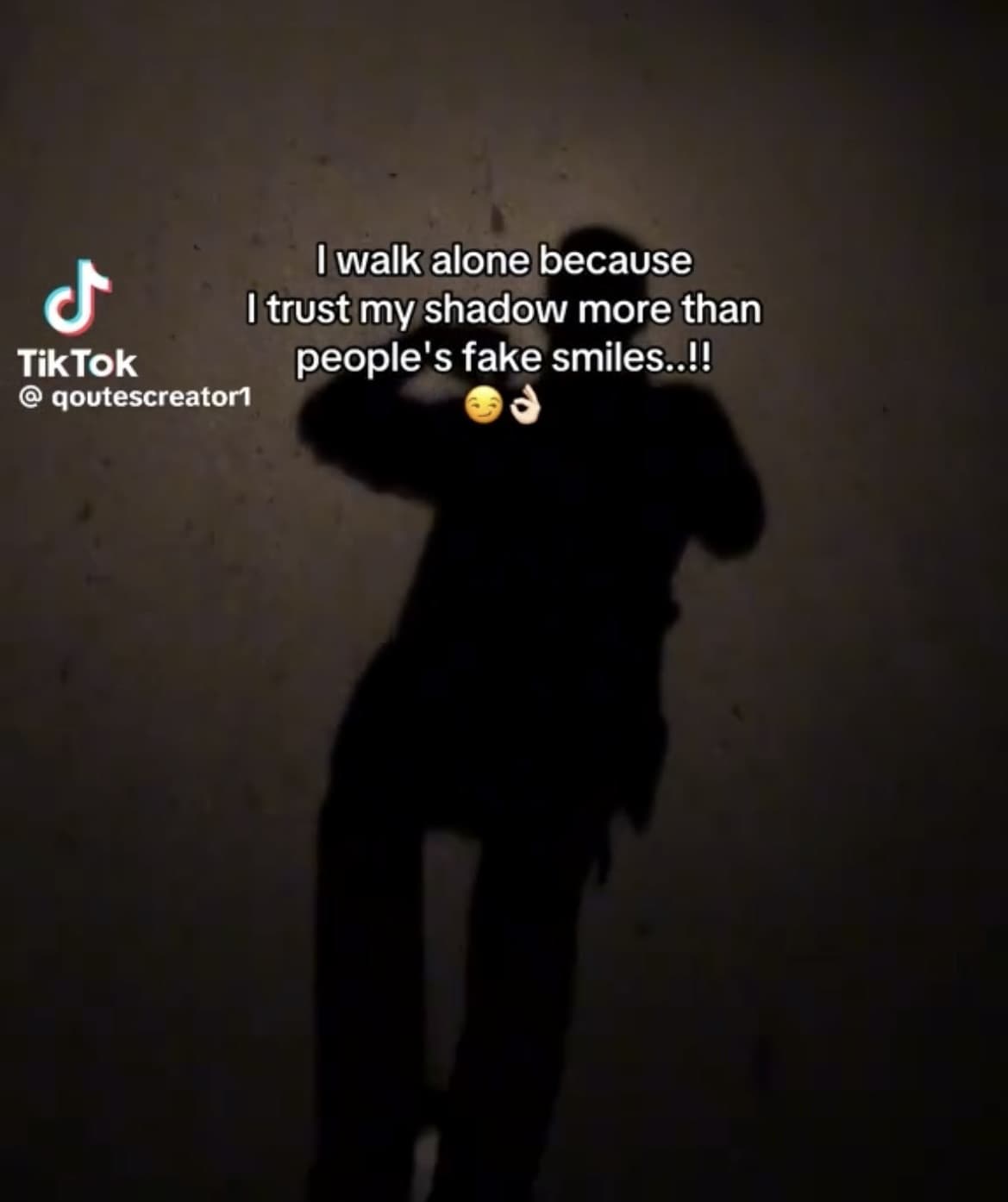 🗿