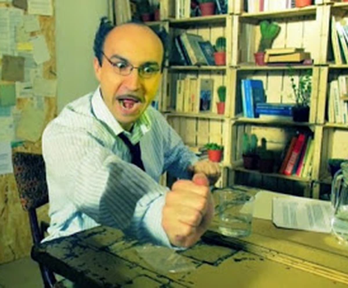 Come va fatto un post su Insegreto affinché l'utente maschio medio possa capirlo.