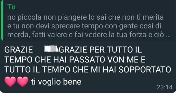 ma quanto è carinaaa cazzo😭😭