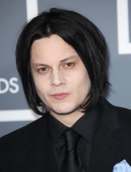 Jack White è un figo. E ve lo dico da maschio etero