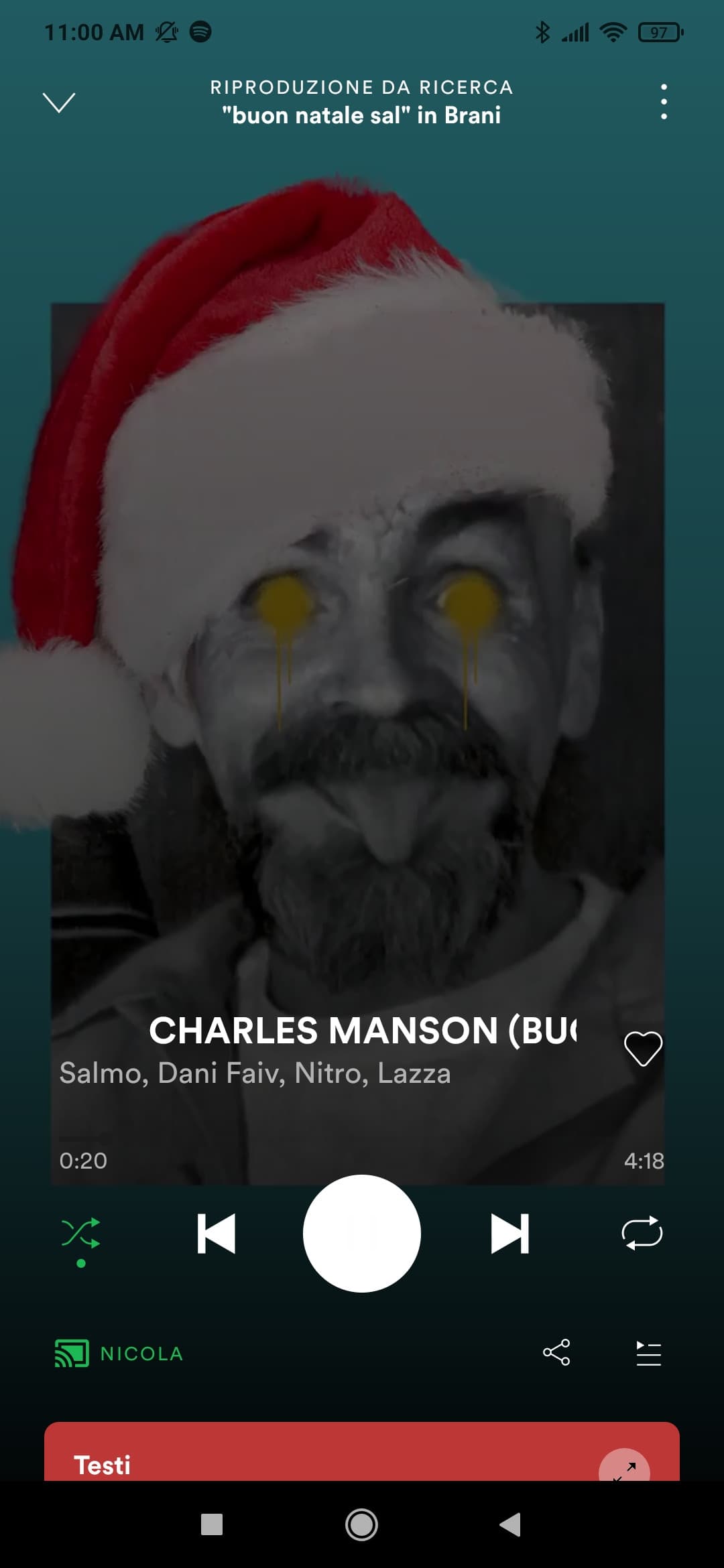 Quando ti dicono di mettere canzoni di natale visto che sei l'unico con spotify premium