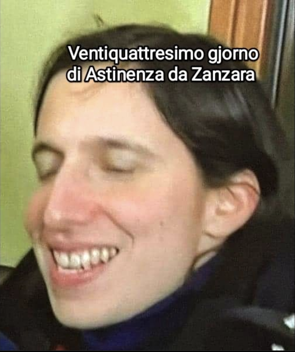 La mia faccia ora che sono in astinenza 