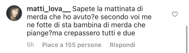 Poverino, ha avuto una brutta giornata, sapete com’è se è un giorno no augurare la morte a persone in difficoltà risolve tutto