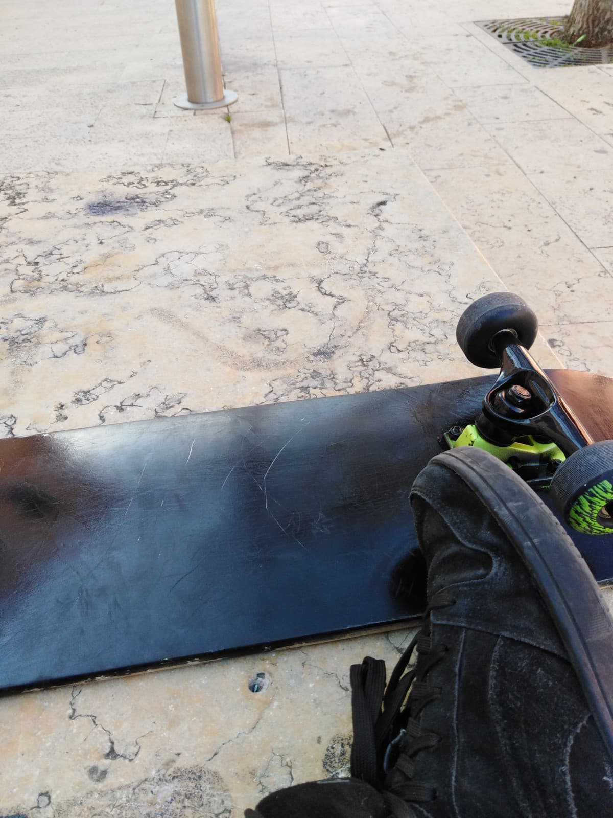 Io vi esco piedo con lo skate
