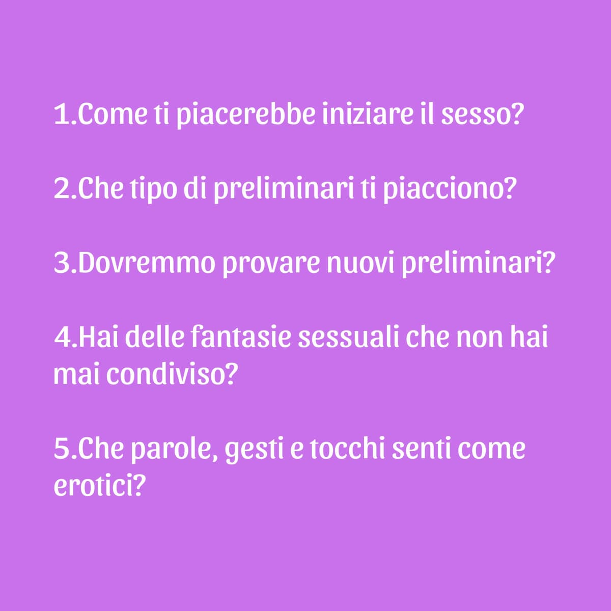 Sto aspettando di entrare a vedere uno spettacolo con la scuola, che palle, ho fame