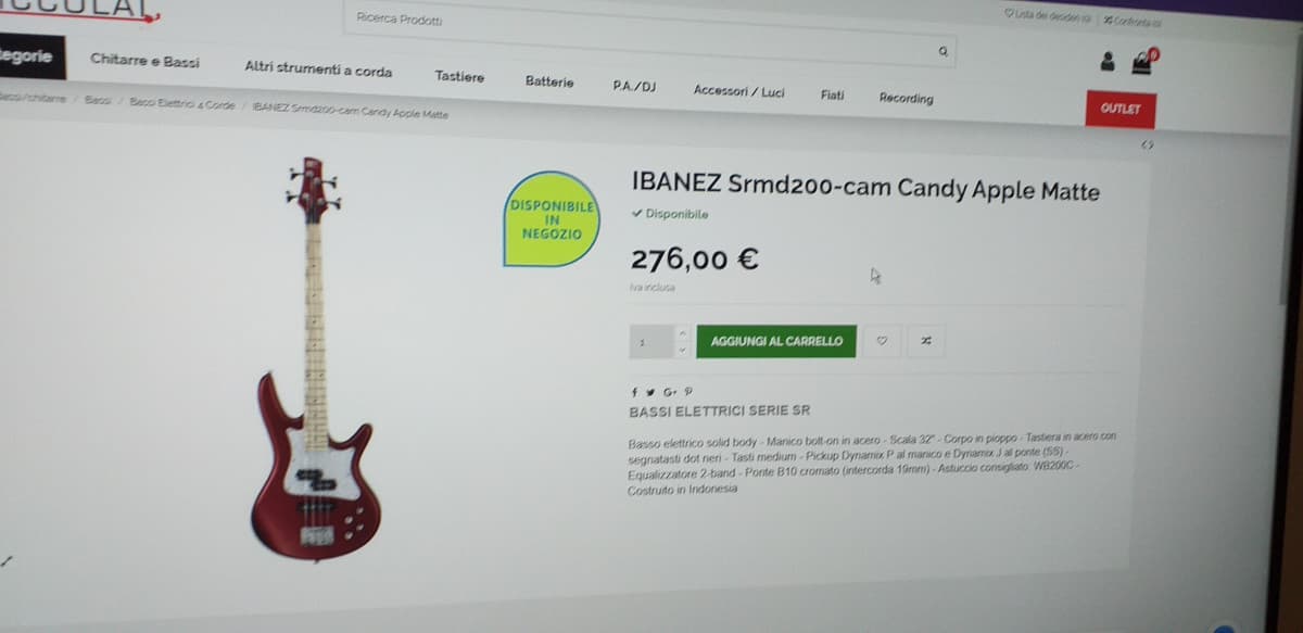 E niente. Mi compro un basso perchè voglio iniziare a suonare un nuovo strumenti