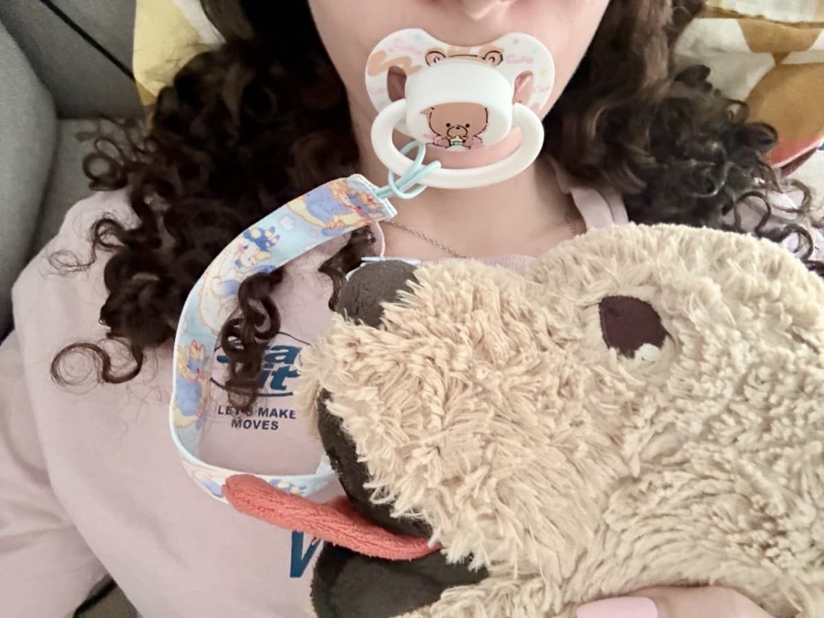 I moderatori di questo sito lasciano le foto della merda ma eliminano in 2 minuti la foto di una ragazza che sta per andare a letto...