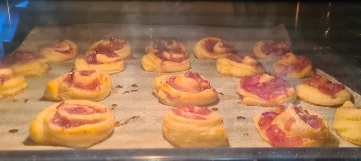 oggi vengono delle persone a cenare a casa mia