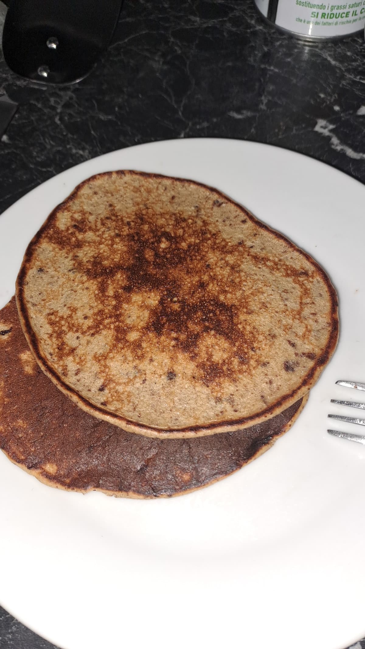 Ho fatto i pancake proteici, e ho visto nel cielo questa luce, magari Arcangelo voleva scendere in Terra per mangiare i pancake?