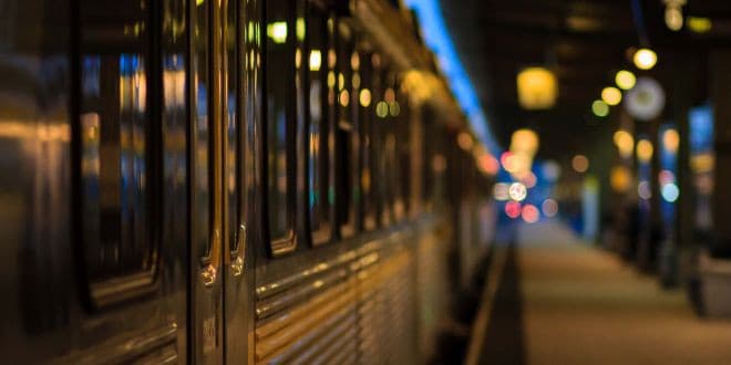 Negli ultimi giorni sta facendo molta polemica il fatto che Trenitalia lascia i treni accesi di notte, causando molti disagi.