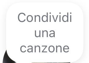 “Condividi una canzone”, poi però non ti da nemmeno l’opzione per farlo💀