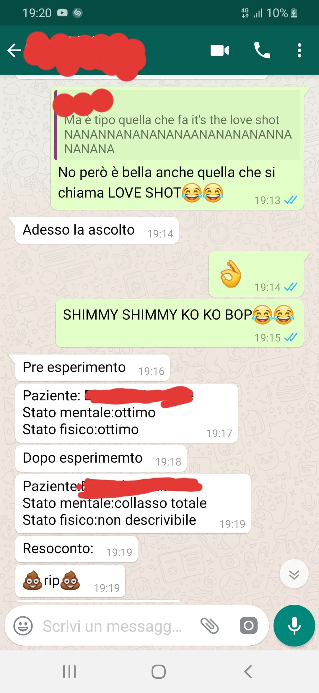 Quando provo a fargli ascoltare il kpop