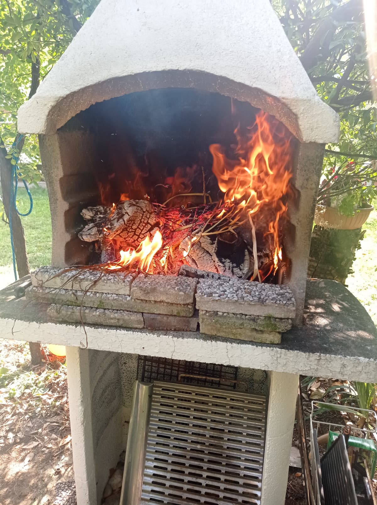 Fuocherello per la grigliata di Ferragosto ????‍?