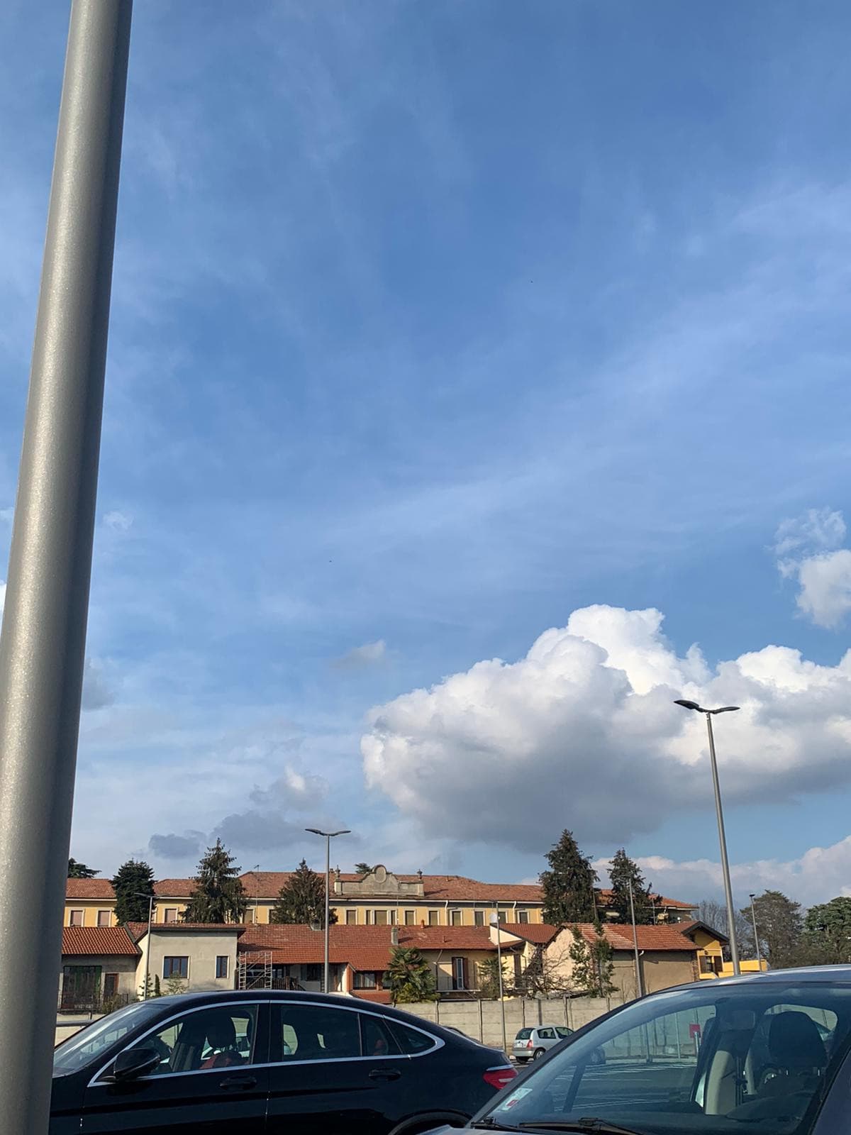 puoi anche non leggete e una cazzata