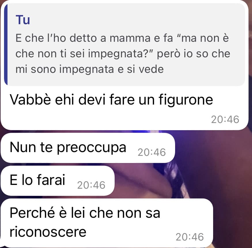 POV: il tuo migliore amico anaffettivo ti mostra un po’ di affetto .

