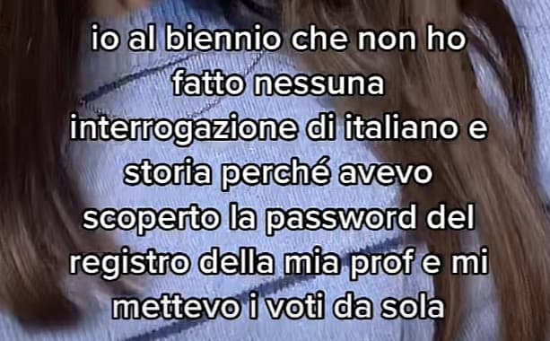 Penso che mi metterò a scrivere una poesia d’odio verso un tizio della mia classe.
Deve venire un capolavoro, ma rispettare la metrica è un casino. 