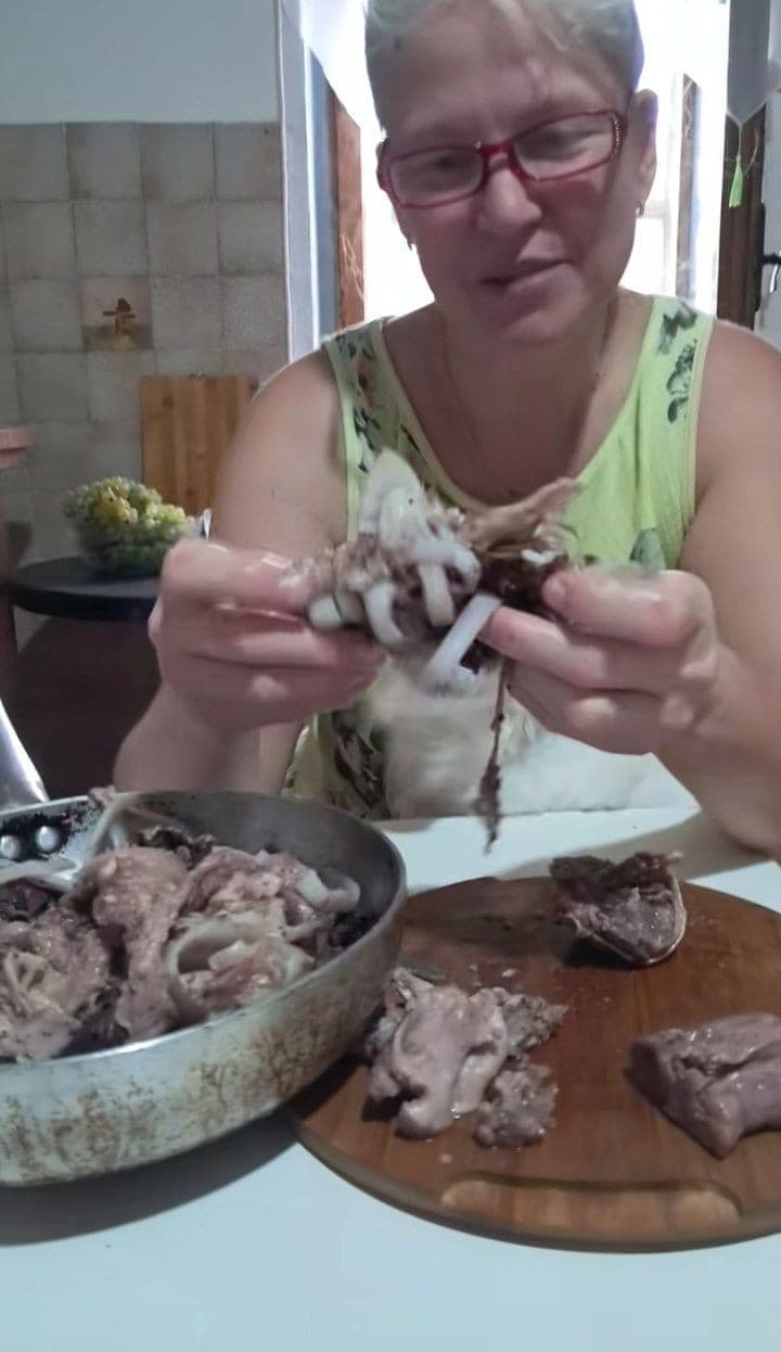 Ma che stracazzo cucina la gente su tt 💀