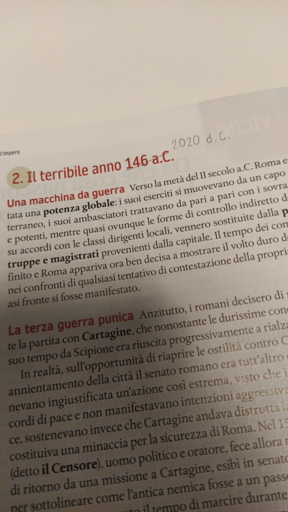 Stavo studiando storia e mi sono sentita in dovere di correggere il libro