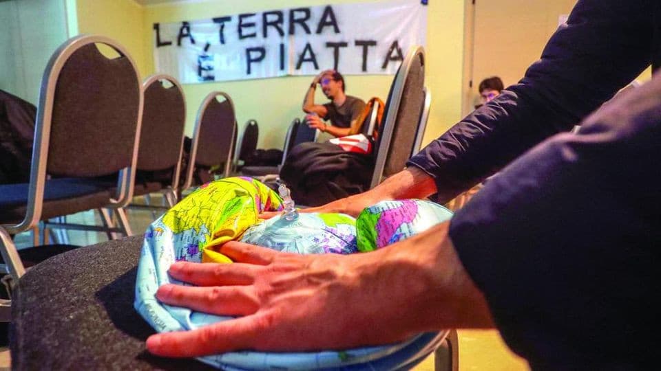 LA TERRA É PIATTA E QUESTA IMMAGINE  LO DIMOSTRA!!!!