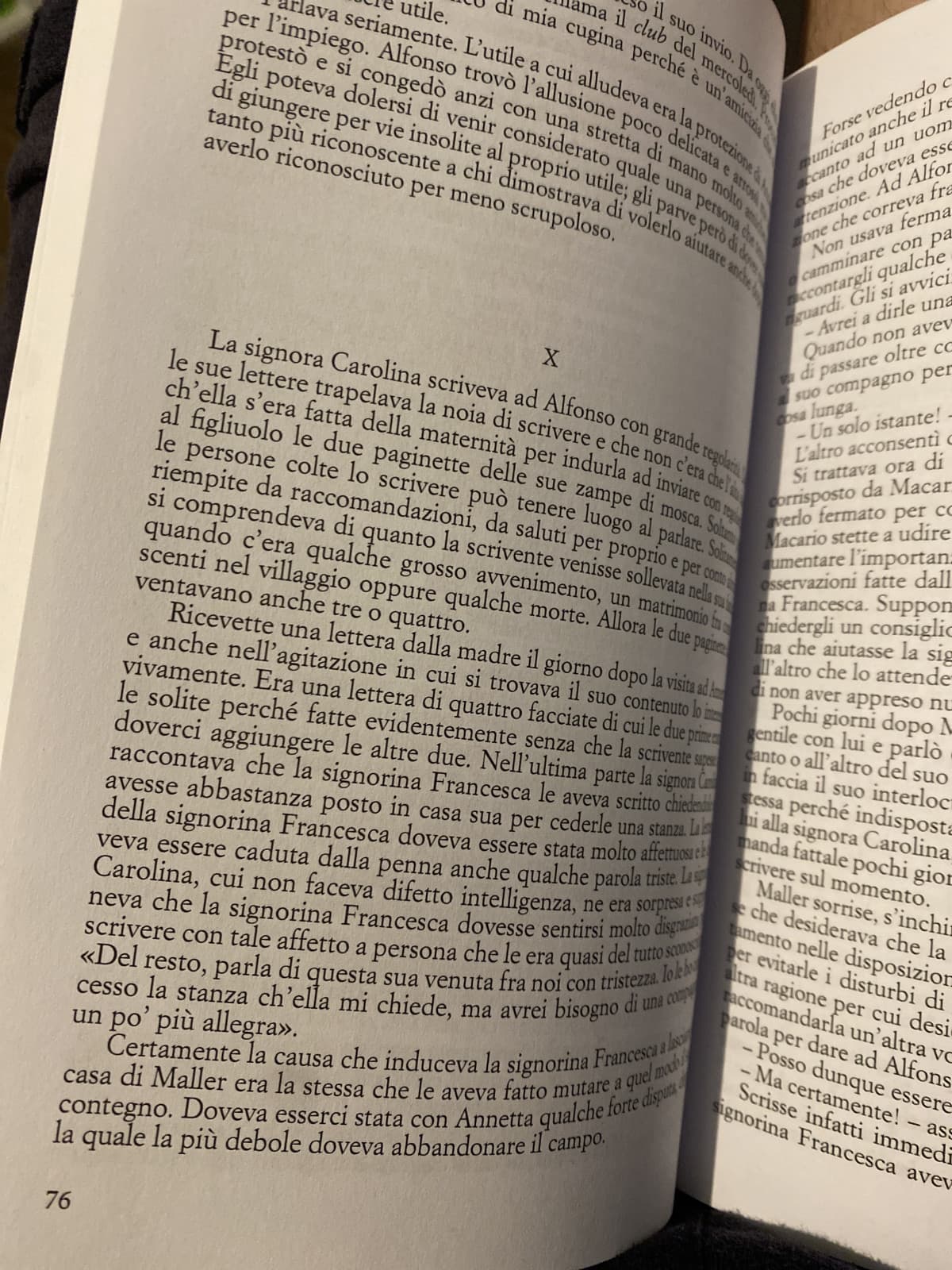 qui misa c’è un po’ di gente che studia lettere , c’è qualcuno ora ?