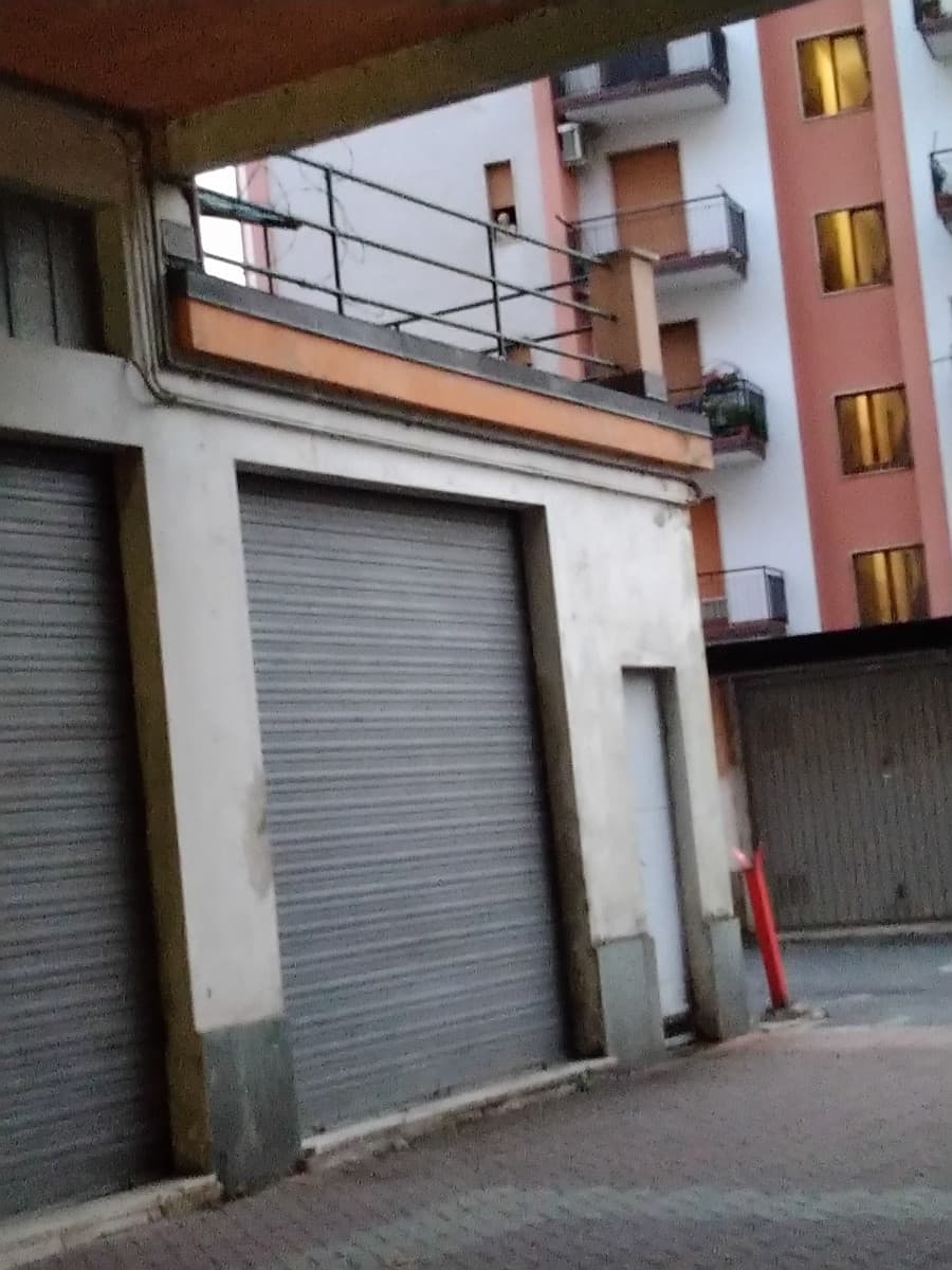 Vi esco la vecchia che mi spiava, ma non è questo il punto